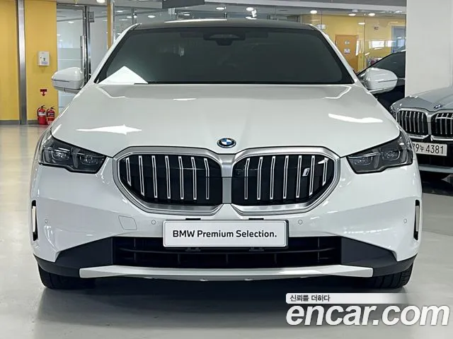 BMW i5 2024 thumb 3