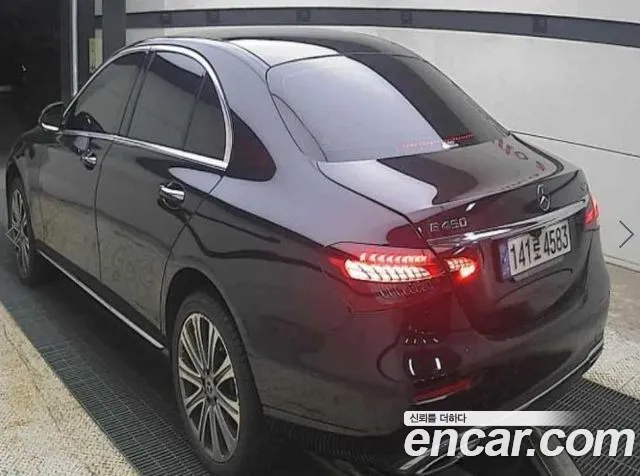 Mercedes-Benz E-Класс 2021 thumb 4