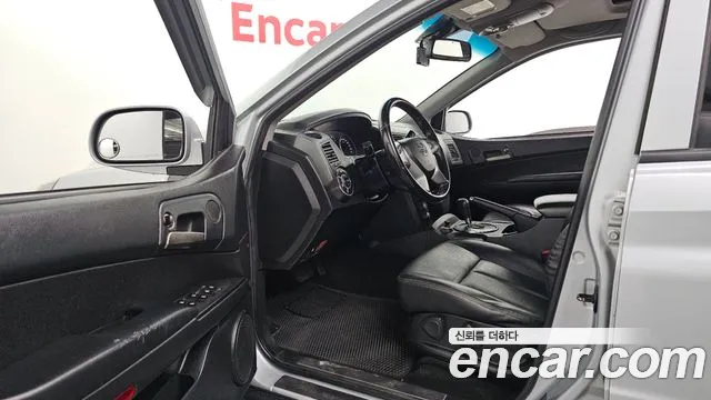 KG_Mobility_Ssangyong KORANDO 2015 thumb 10