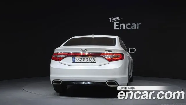 Hyundai Grandeur 2014 thumb 4