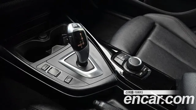 BMW 1-Series 2017 thumb 8