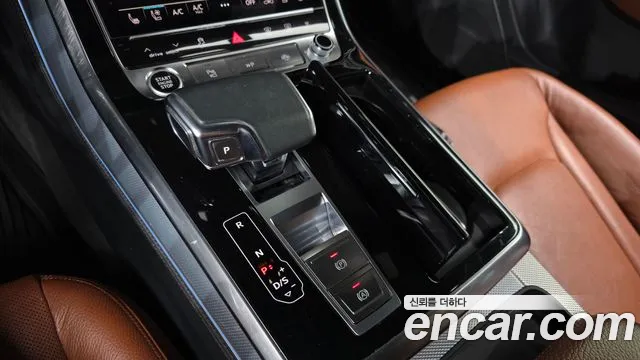 Audi Q8 2021 thumb 8