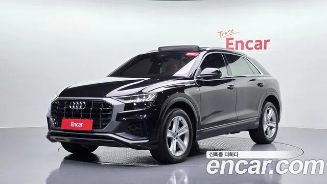 Audi Q8 2021 thumb 10