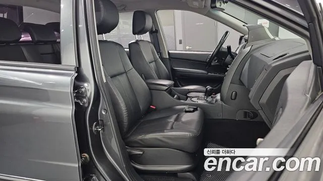 KG_Mobility_Ssangyong KORANDO 2015 thumb 12