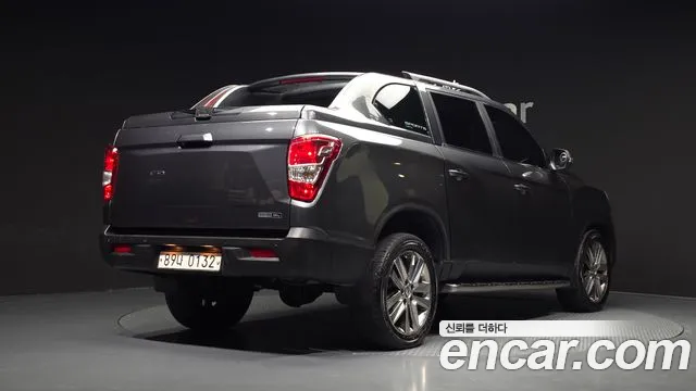 KG_Mobility_Ssangyong Rexton 2018 thumb 2