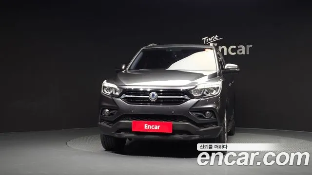 KG_Mobility_Ssangyong Rexton 2018 thumb 3