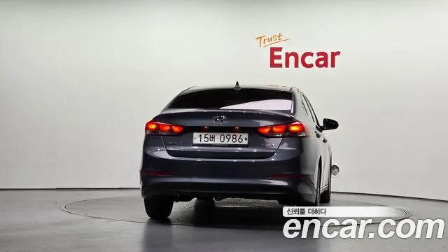 Hyundai Avante 2016 thumb 4