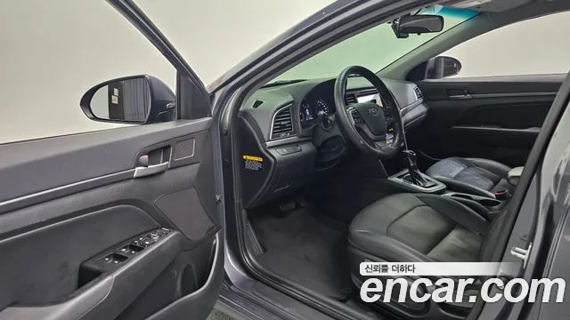 Hyundai Avante 2016 thumb 11