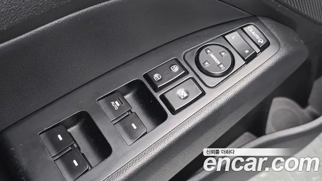 Hyundai Avante 2016 thumb 12