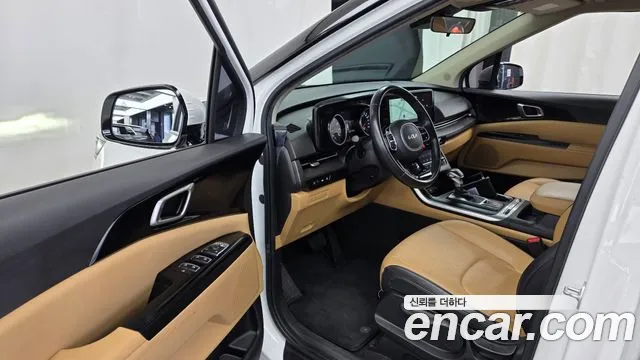 Kia Carnival 2022 thumb 10
