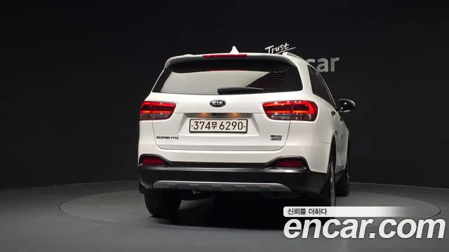 Kia Sorento 2016 thumb 4