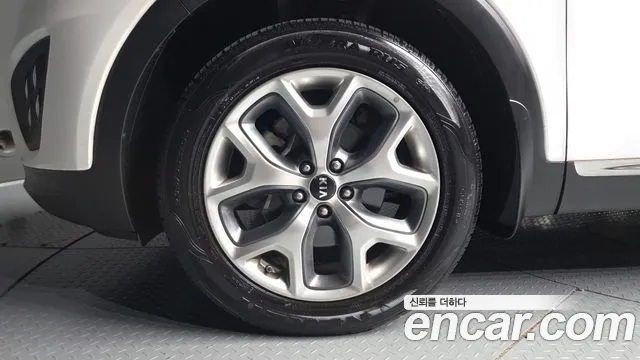 Kia Sorento 2016 thumb 5
