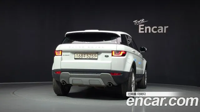Land Rover Range Rover Evoque 2018 thumb 4