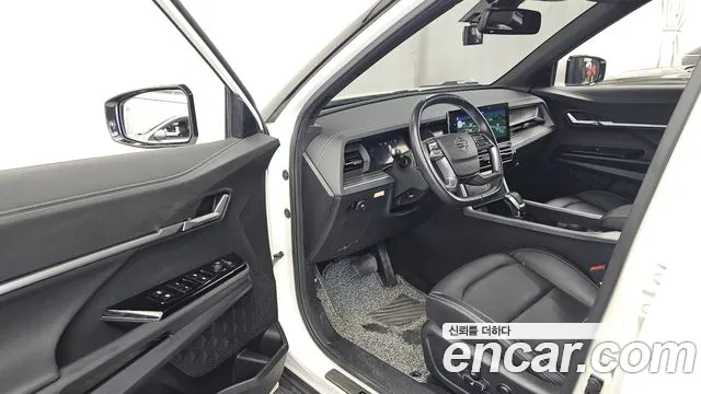 KG_Mobility_Ssangyong Torres 2022 thumb 10