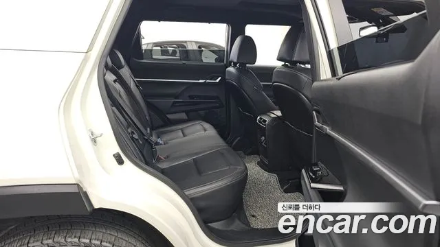 KG_Mobility_Ssangyong Torres 2022 thumb 12