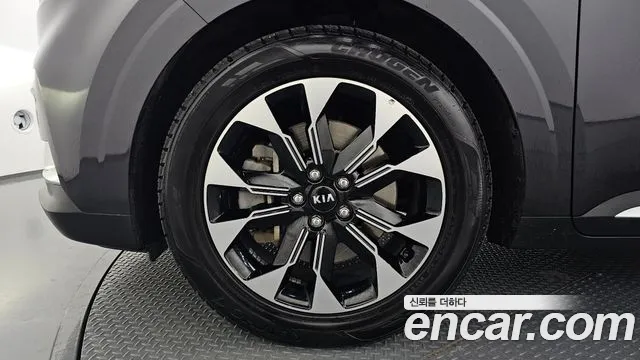 Kia Carnival 2020 thumb 4