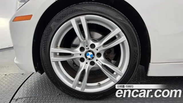 BMW 3-Series 2014 thumb 5