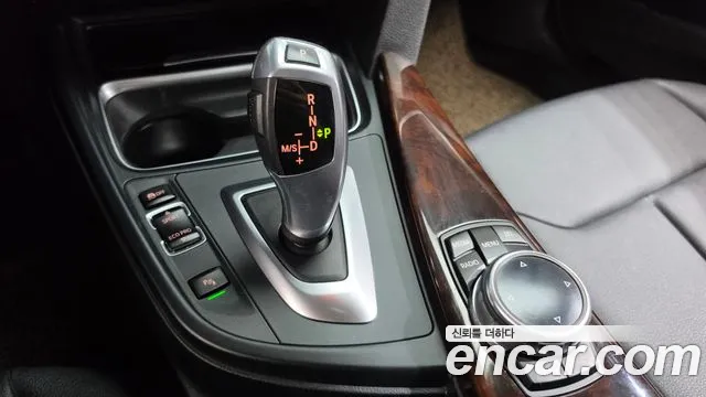 BMW 3-Series 2014 thumb 9