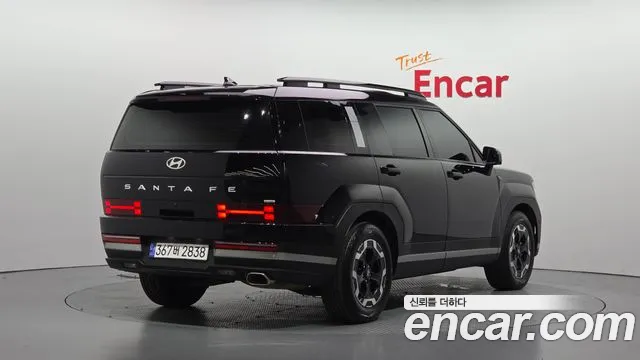 Hyundai Santa Fe 2023 thumb 2