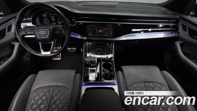 Audi Q8 2021 thumb 6