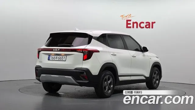 Kia Seltos 2022 thumb 2