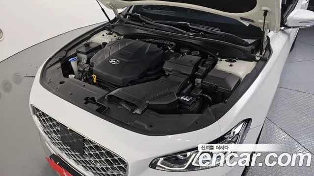 Hyundai Grandeur 2017 thumb 6