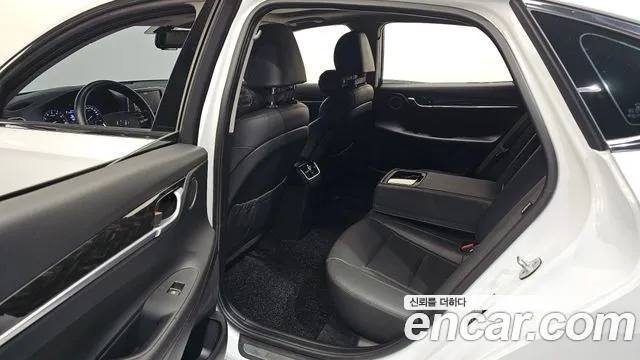 Hyundai Grandeur 2017 thumb 11