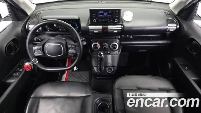 Hyundai Casper 2024 thumb 6