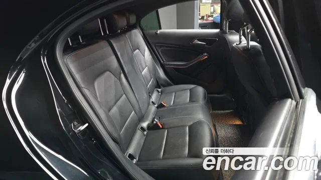 Mercedes-Benz A-Класс 2018 thumb 11