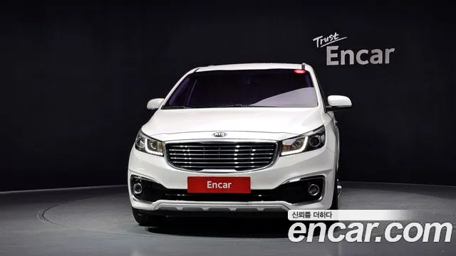 Kia Carnival 2015 thumb 3