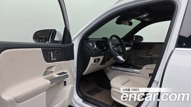 Mercedes-Benz GLB 2024 thumb 10