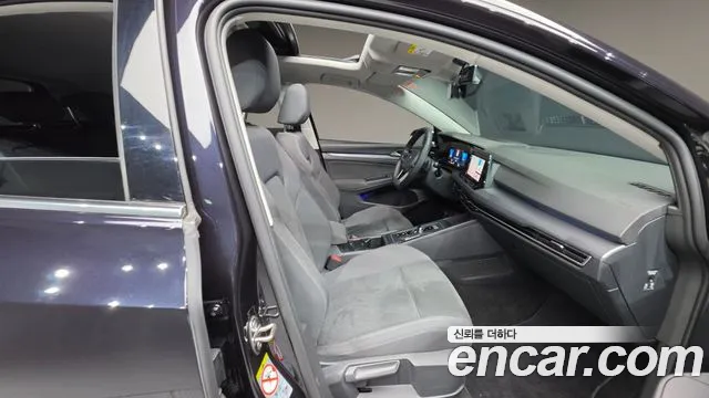 Volkswagen Golf Sportsvan 2022 thumb 10