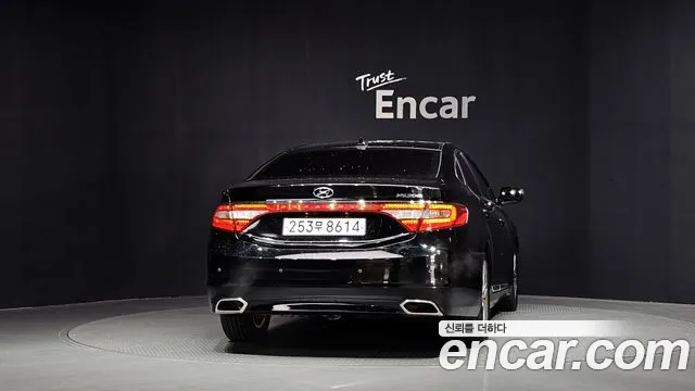 Hyundai Grandeur 2015 thumb 4
