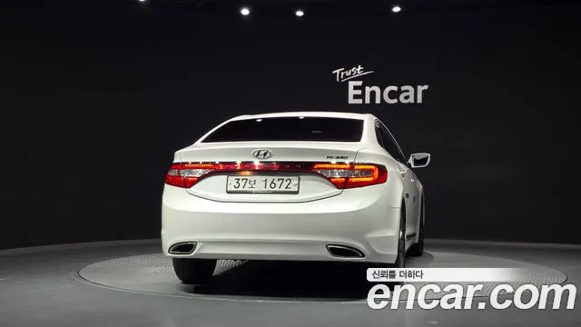 Hyundai Grandeur 2011 thumb 4