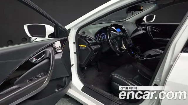 Hyundai Grandeur 2011 thumb 10
