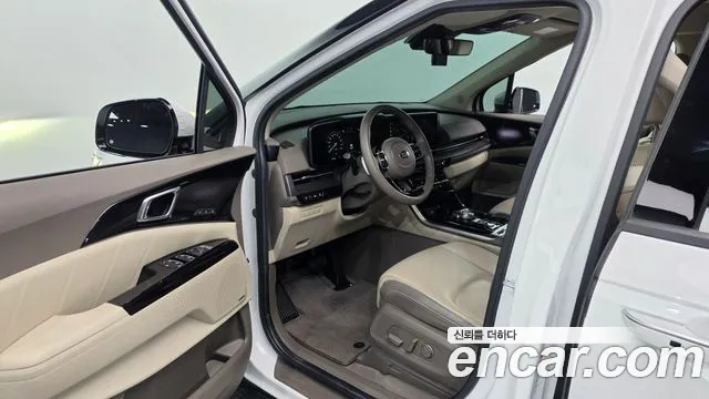 Kia Carnival 2020 thumb 9