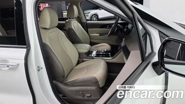 Kia Carnival 2020 thumb 10