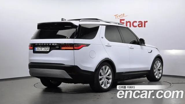 Land Rover Discovery 2021 thumb 2