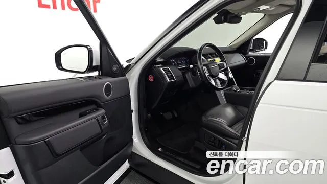 Land Rover Discovery 2021 thumb 10