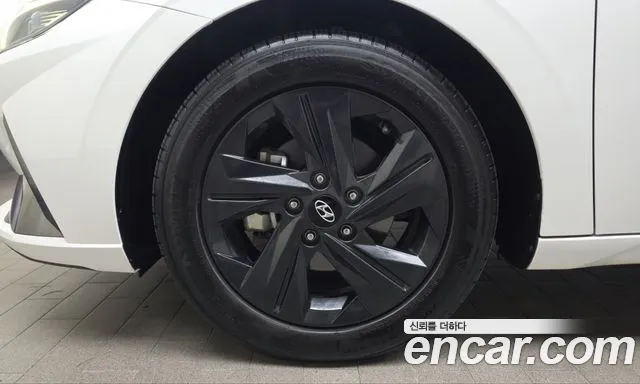 Hyundai Avante 2023 thumb 4