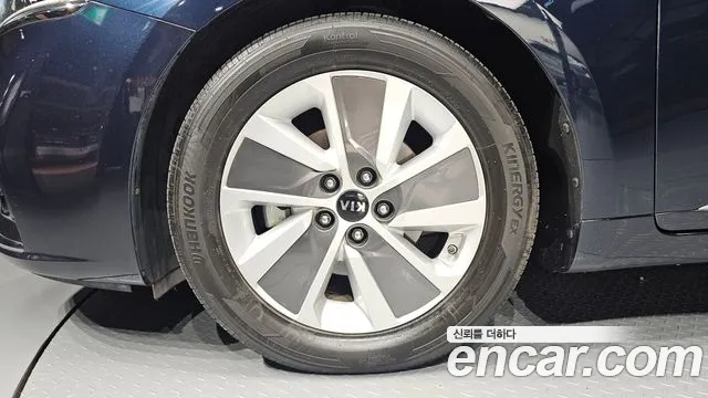 Kia K7 2017 thumb 5