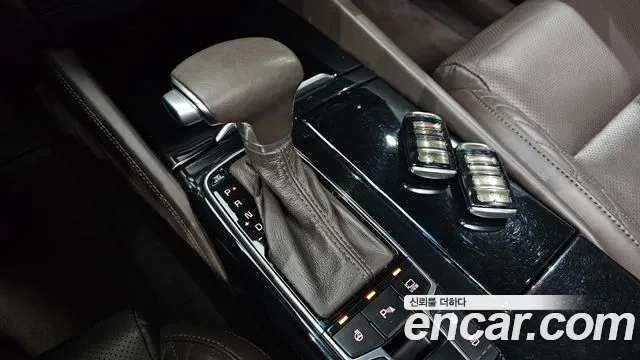 Kia K7 2017 thumb 9