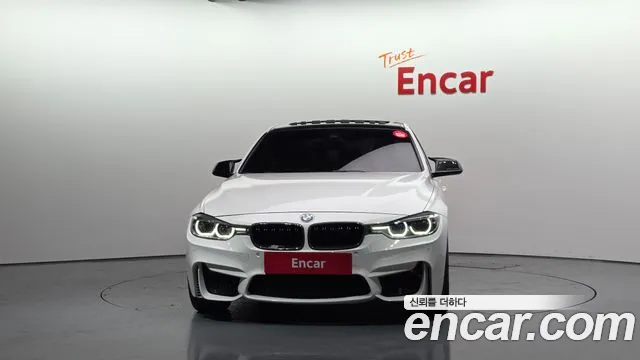 BMW 3-Series 2016 thumb 3