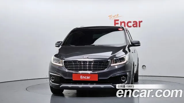 Kia Carnival 2017 thumb 3