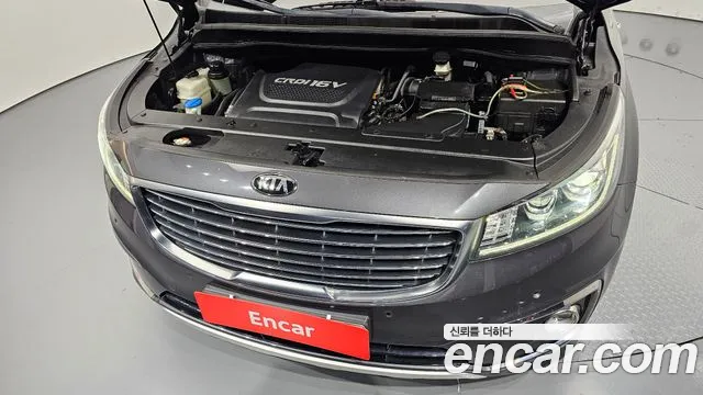 Kia Carnival 2017 thumb 6