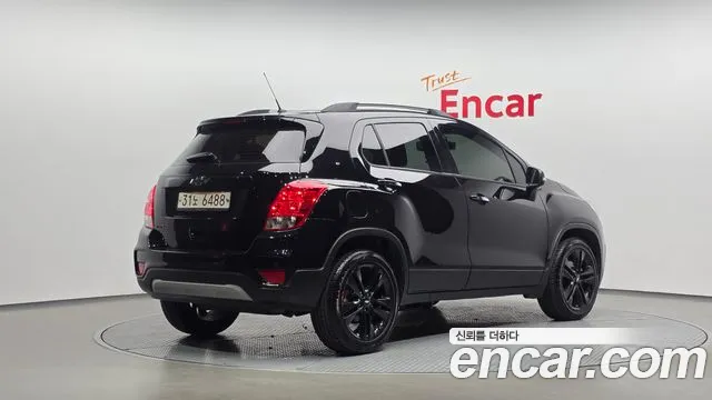 ChevroletGMDaewoo Tracker 2018 thumb 2
