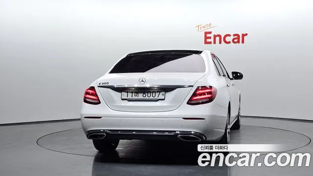 Mercedes-Benz E-Класс 2018 thumb 3