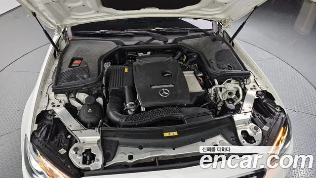 Mercedes-Benz E-Класс 2018 thumb 5