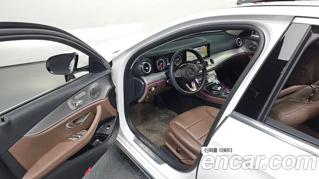 Mercedes-Benz E-Класс 2018 thumb 10