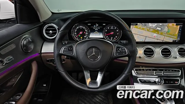 Mercedes-Benz E-Класс 2018 thumb 12